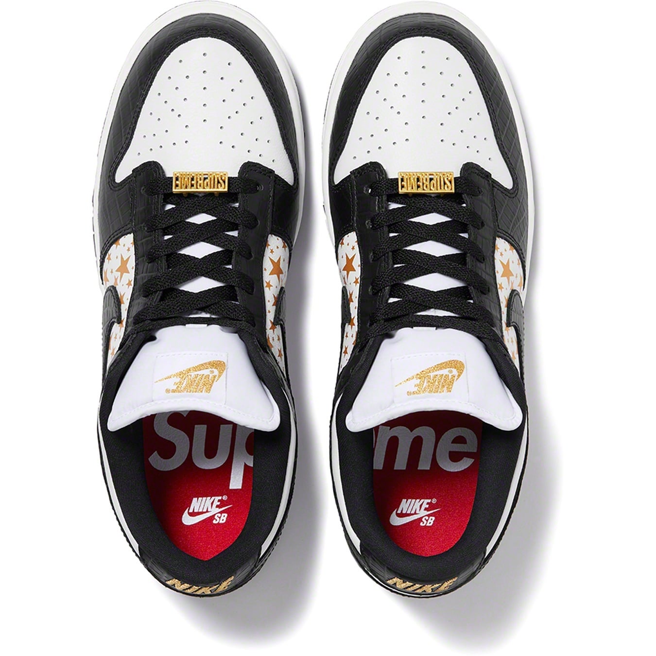 Supreme®/Nike® SB Dunk Low view 3
